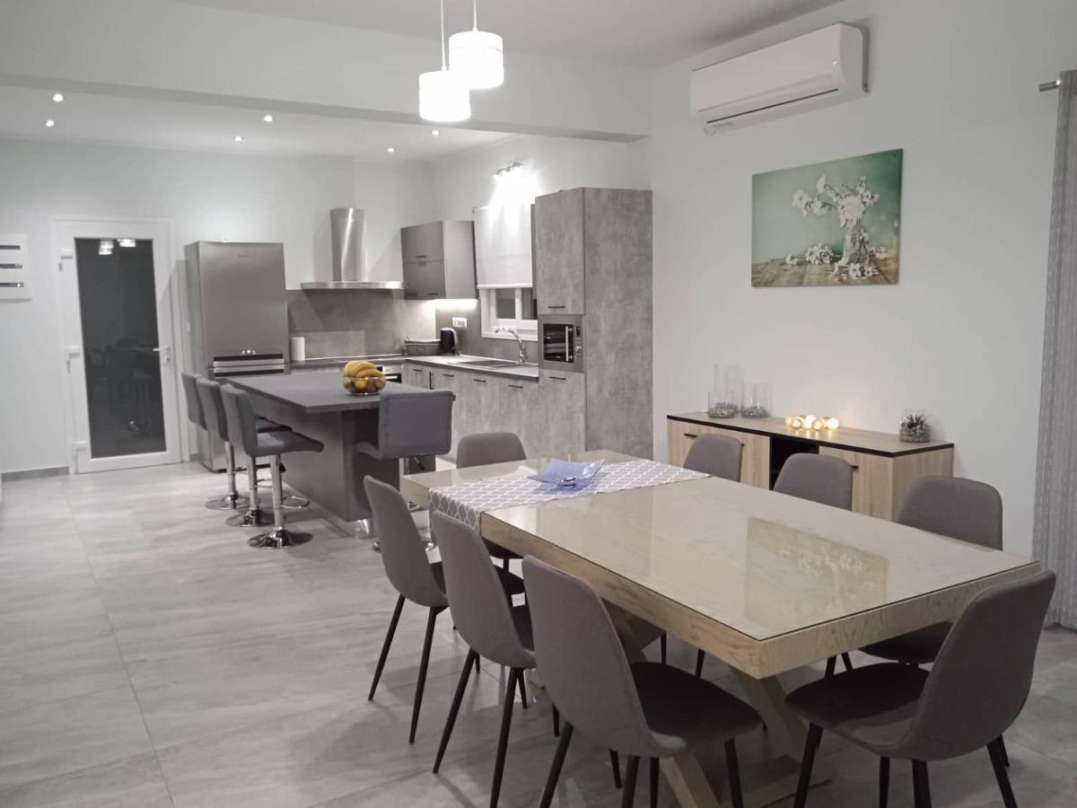 Spiridoula Luxury Villa Ρόδα Εξωτερικό φωτογραφία